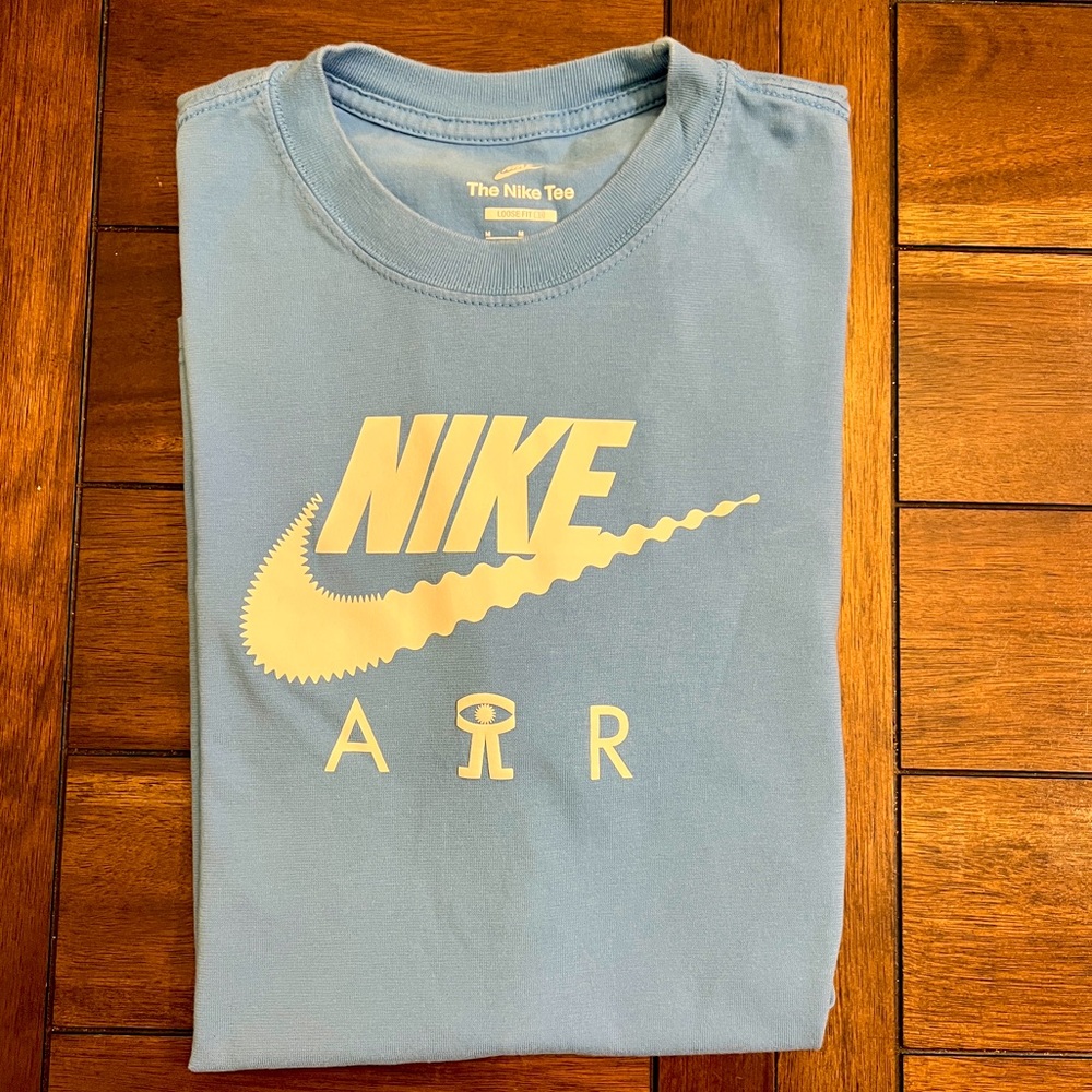 Nike DNA HBR logo oversized t-shirt in blue